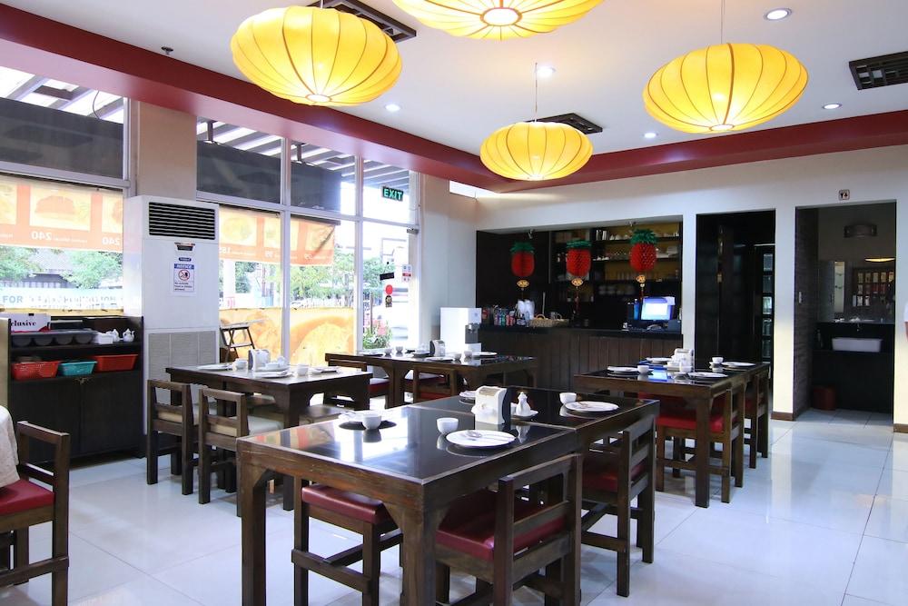 Oyo 110 Asiatel Hotel Pasay Exterior foto