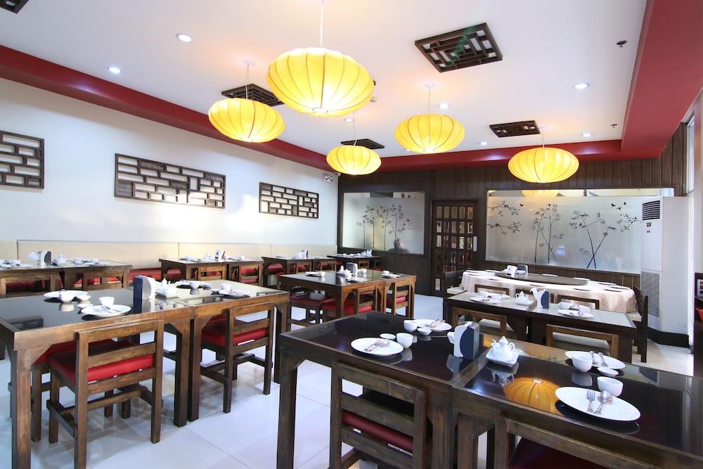 Oyo 110 Asiatel Hotel Pasay Exterior foto