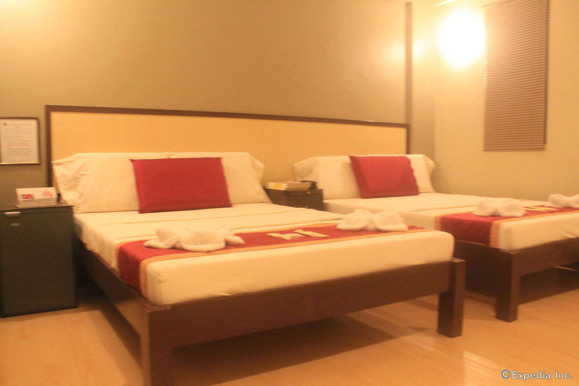 Oyo 110 Asiatel Hotel Pasay Exterior foto