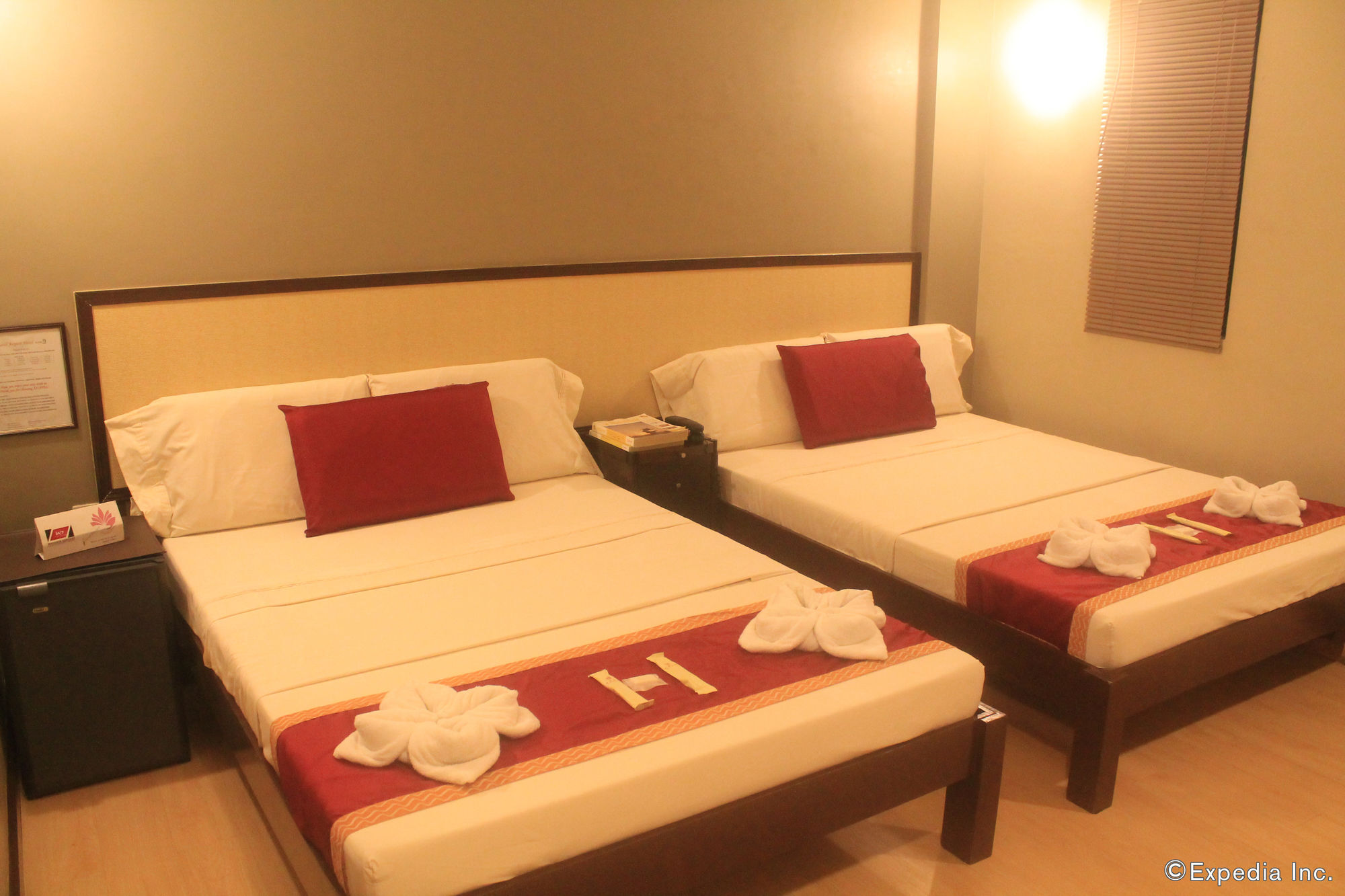 Oyo 110 Asiatel Hotel Pasay Exterior foto